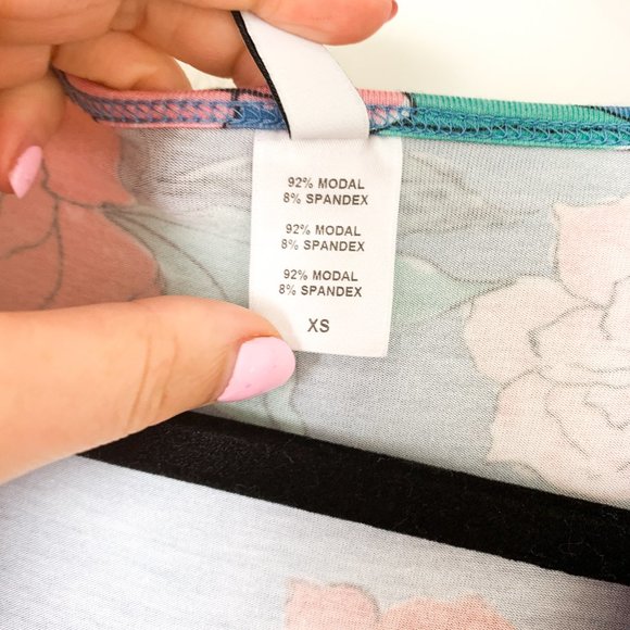 Rachel Pally Kaftan Dress Blue Red Floral V Neck Pleated Stretch Maxi XS - Picture 6 of 7